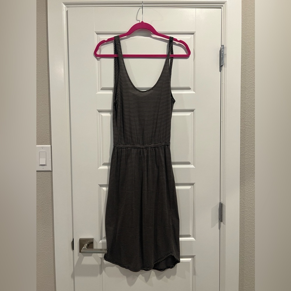 Slinky, body con style dress.